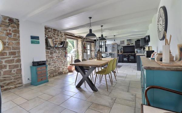 Maison à vendre    4 pièces • 160 m2 Auray