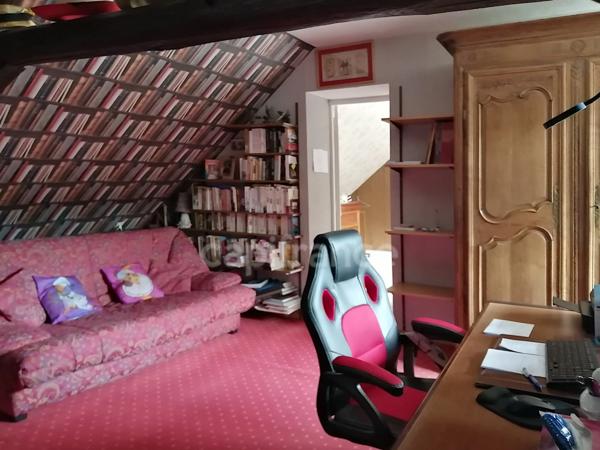 Noyers-sur-Cher (Loir-et-Cher), à vendre LONGERE familiale 7 pièces de 180 m²