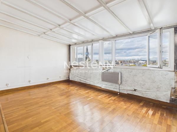 Appartement 143m² avec terrasse, vue Tour Eiffel et Sacré Coeur, PARIS 18