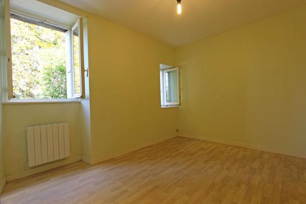 location appartement T2 avec jardin privatif sur quimper sud