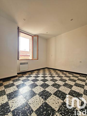 Immeuble à vendre 110 m² Pézilla-la-Rivière