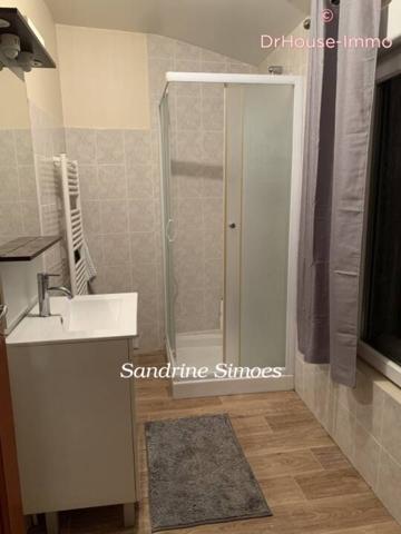 Immeuble à vendre 6 pièces de 137 m²