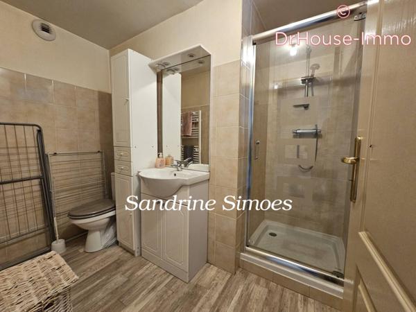 Immeuble à vendre 6 pièces de 137 m²