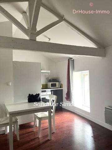 Immeuble à vendre 6 pièces de 137 m²