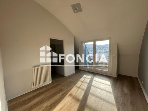 Location Appartement 5 pièces 100.78 m² - 31 RUE BONNABAUD Clermont Ferrand 63000