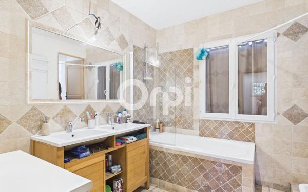 Maison à vendre    11 pièces • 267,10 m2 Montauroux