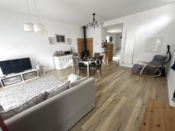 Maison 4 pièce(s) 3 chambre(s) 90 m²