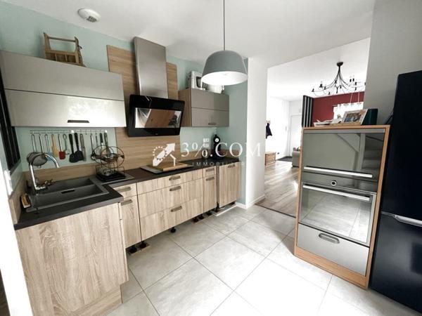 Maison 4 pièce(s) 3 chambre(s) 90 m²