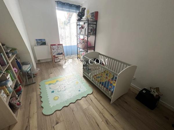 Maison 4 pièce(s) 3 chambre(s) 90 m²