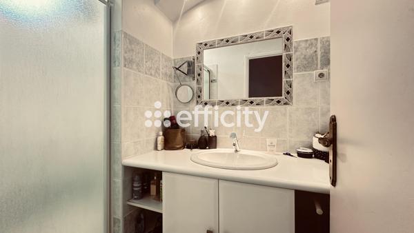 Maison 7 pièces - 215 m²