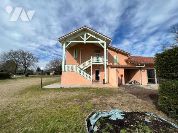 A vendre - Hôtel, Bar, Restaurant- Bias

À vendre à Bias (40170), à proximité de l'océan, ens...
