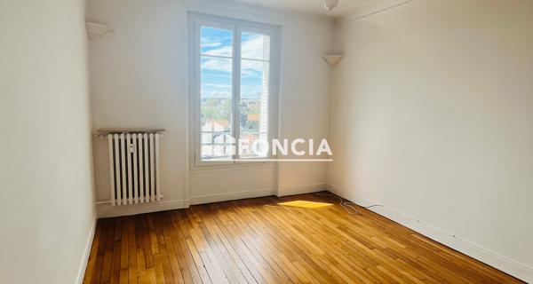 Location Appartement 3 pièces 62.11 m² - Savigny-sur-orge 91600