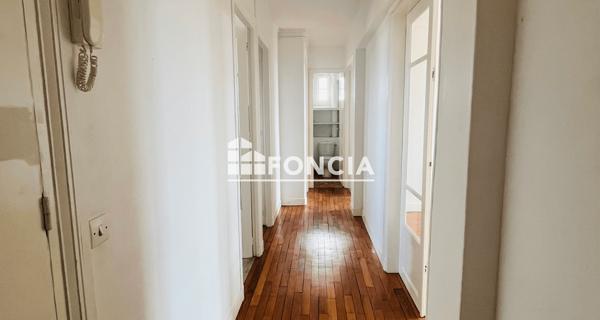 Location Appartement 3 pièces 62.11 m² - Savigny-sur-orge 91600