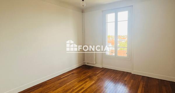 Location Appartement 3 pièces 62.11 m² - Savigny-sur-orge 91600