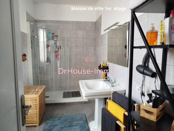 Immeuble à vendre 14 pièces de 590 m²
