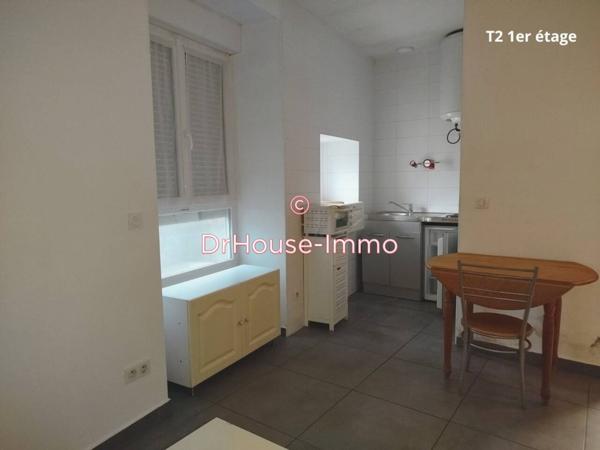 Immeuble à vendre 14 pièces de 590 m²