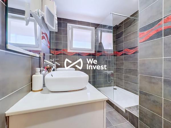 Appartement 3 pièces rénové avec ascenseur