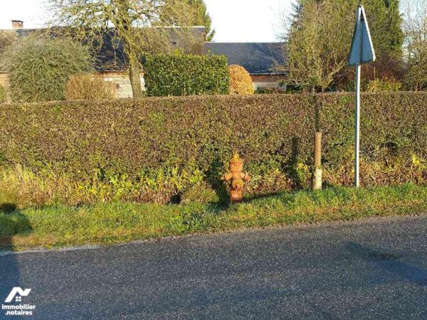 AUMALE, RICHEMONTTERRAIN A BATIR, Surface cadastrale : 1 000m²Une parcelle de terrain à bâtir...