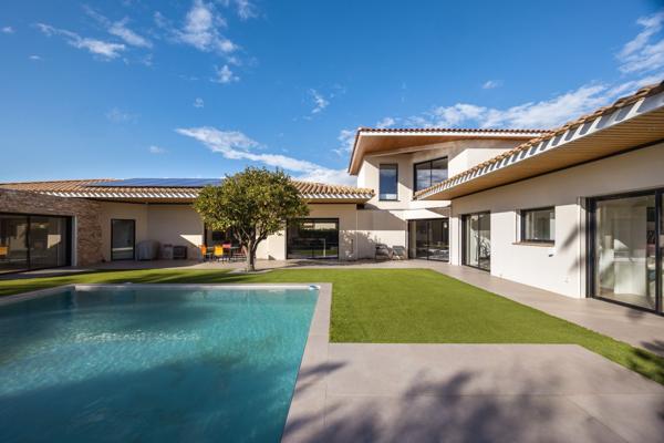 Vente Maison de luxe Saint-Cyprien 6 Pièces 280 m²