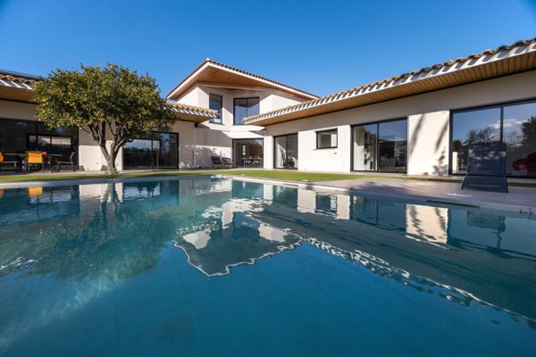 Vente Maison de luxe Saint-Cyprien 6 Pièces 280 m²
