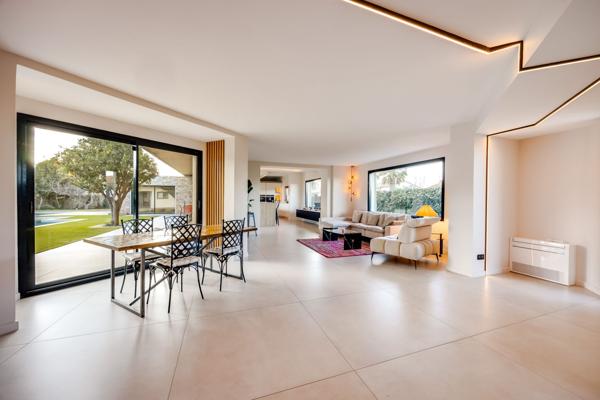 Vente Maison de luxe Saint-Cyprien 6 Pièces 280 m²