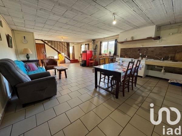 Maison 4 pièces de 96 m² à Hourtin (33990)