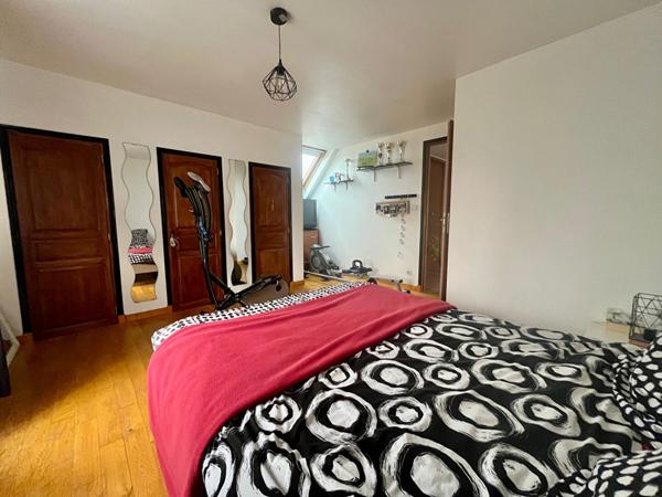 MAISON ST SOUPPLET 4 CH TERRASSE ET JARDIN + SOUS-SOL TOTAL