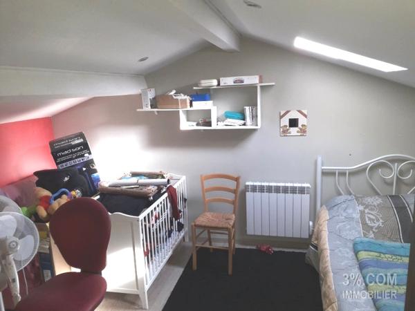 Villa de 150 m2 + Double Garage + Piscine + 1122m2 de Terrain Saint-Donat-sur-l'Herbasse (26260)