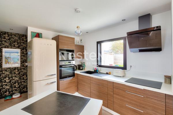 Maison contemporaine idéalement située à 5 min du centre de Pordic