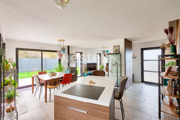 Maison contemporaine idéalement située à 5 min du centre de Pordic