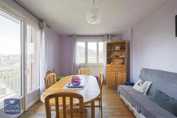 Appartement à vendre 2 pièces 48.1m² Saint-Martin-d'Hères (38400)