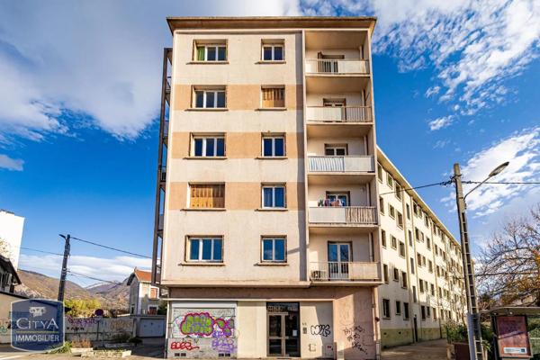 Appartement à vendre 2 pièces 48.1m² Saint-Martin-d'Hères (38400)
