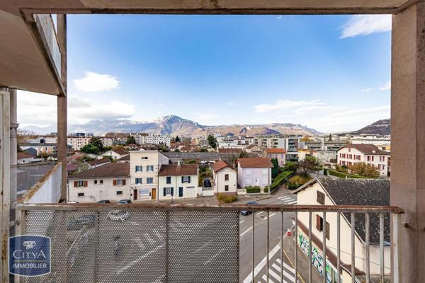 Appartement à vendre 2 pièces 48.1m² Saint-Martin-d'Hères (38400)