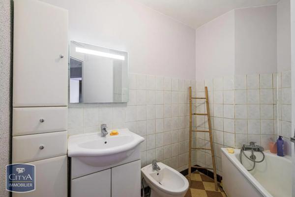 Appartement à vendre 2 pièces 48.1m² Saint-Martin-d'Hères (38400)