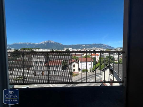 Appartement à vendre 2 pièces 48.1m² Saint-Martin-d'Hères (38400)
