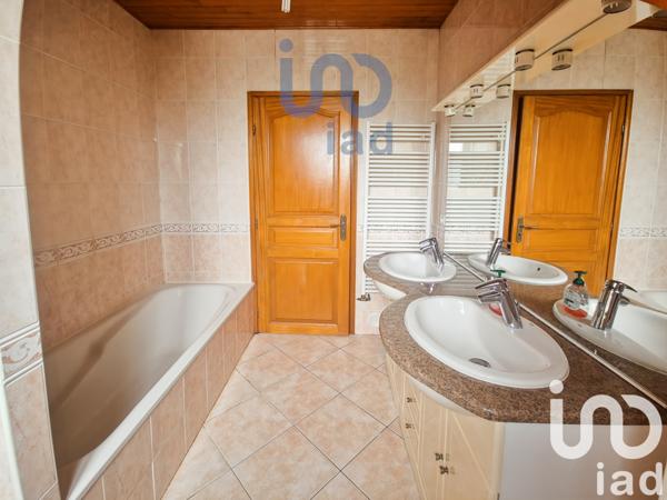 Maison à vendre 7 pièces 125 m² Montfermeil