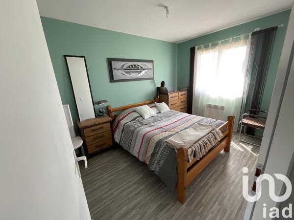 Maison 4 pièces de 88 m² à Parempuyre (33290)