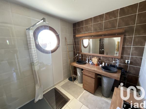 Maison 4 pièces de 88 m² à Parempuyre (33290)