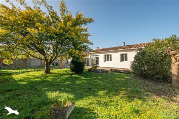 Maison à vendre |  Le Château-d'Oléron |  4 pièces | 85 m²