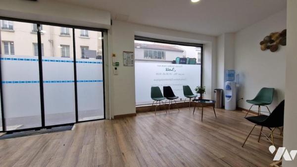 Opportunité d'investissement - Local Commercial loué à Carcassonne 