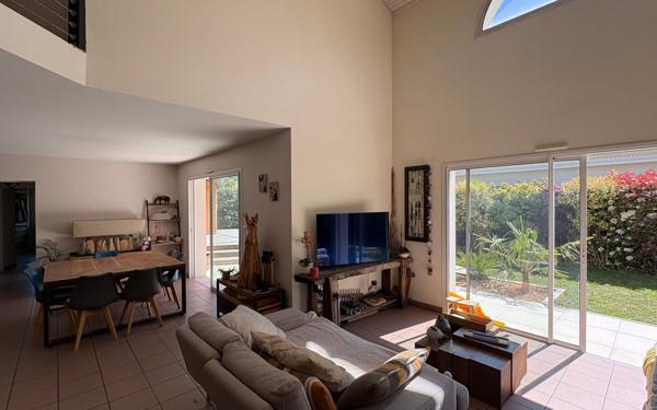 Maison à vendre    5 pièces •  Le Teich