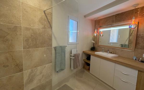 Maison à vendre    5 pièces •  Le Teich