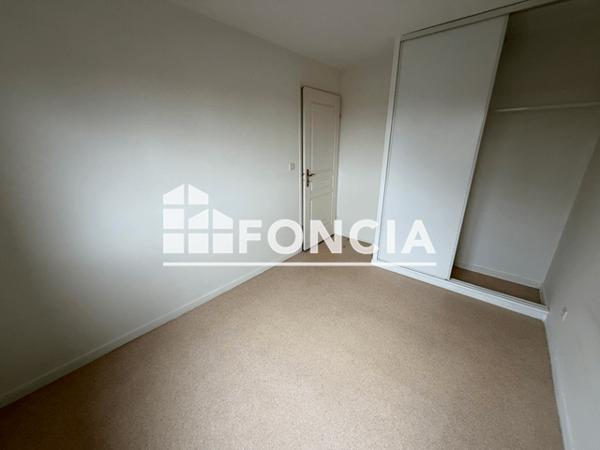 Location Appartement 2 pièces 33.86 m² - 11 RUE EMILE DIDIER APPT LOT 4025 PORTE 25 RESIDENCE LE SUFFREN Arras 62000