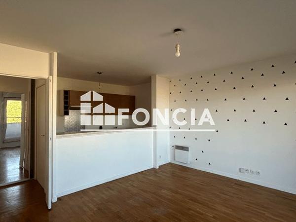 À vendre Appartement 3 pièces 66.25 m² - La Plaine St Denis 93210