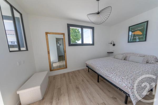 Maison à vendre  5 pièces - 83,62 m 2   ST MEDARD EN JALLES  - 33