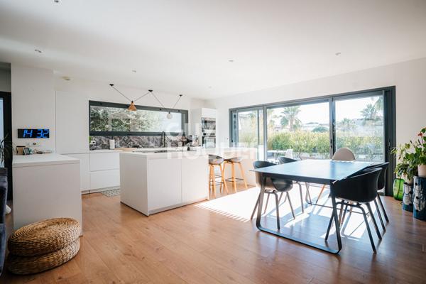 Maison moderne situation exceptionnelle