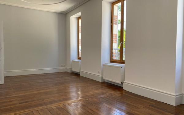 Maison à louer    5 pièces •  Saran