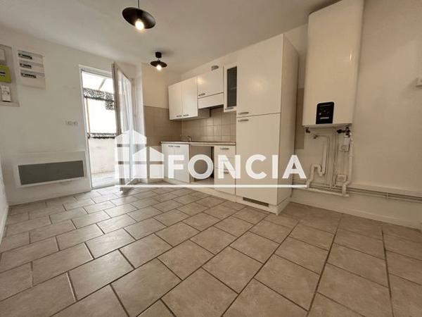 Location Appartement 2 pièces 31.45 m² - RUE HELENE BOUCHER Ensues La Redonne 13820