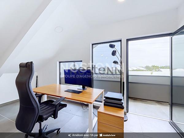 A LOUER LOCAL PROFESSIONNEL DE 79m2 A JARRY MOUDONG SUD