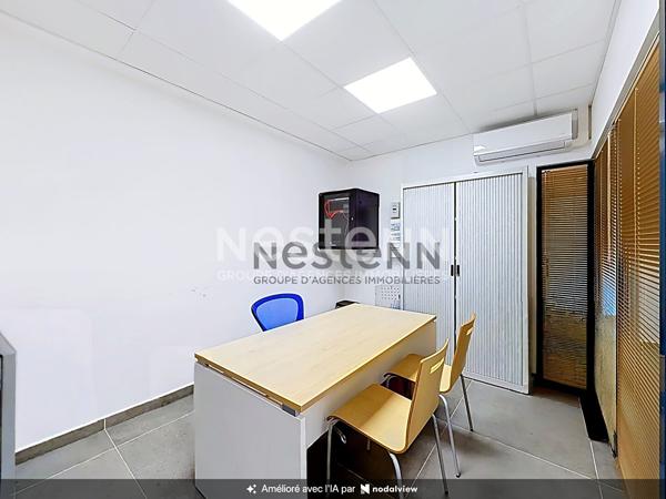 A LOUER LOCAL PROFESSIONNEL DE 79m2 A JARRY MOUDONG SUD